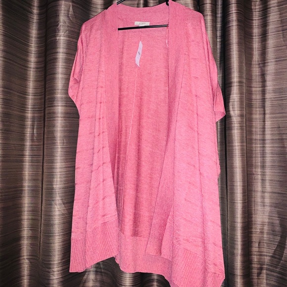 LOFT Sweaters - SOLDOversized LOFT short sleeved pink cardigan
